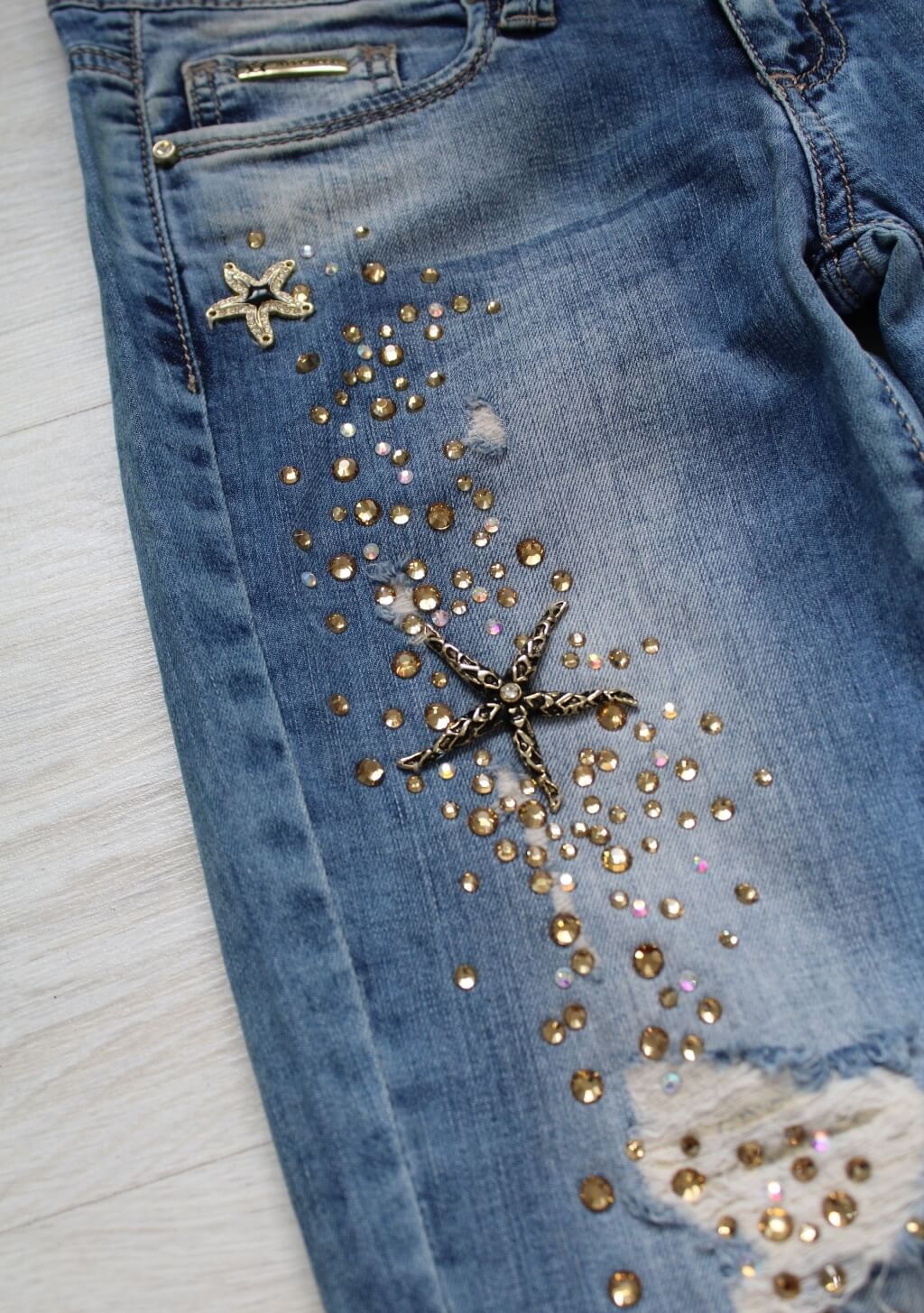 Вышивка на джинсах своими руками нитками разными способами по схемам и шаблонам
