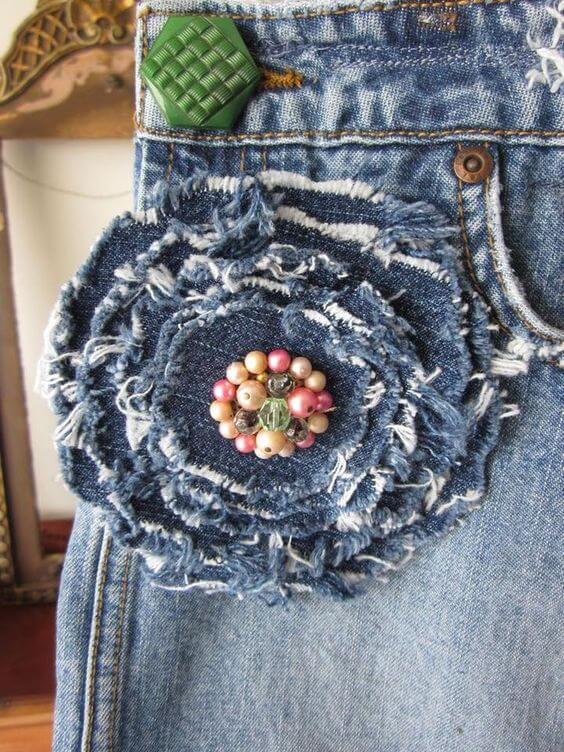 цветы из джинсовой ткани